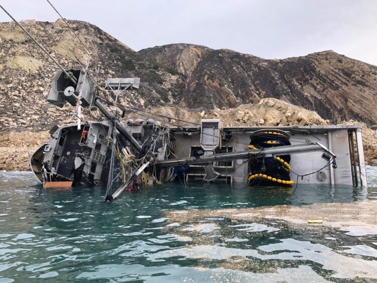 salvage continues for grounded fishing vessel on santa cruz island - news2sea