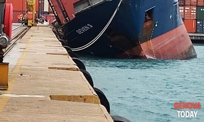 Cargo ship lost stability, rested on pier at Genoa, Italy - News2Sea